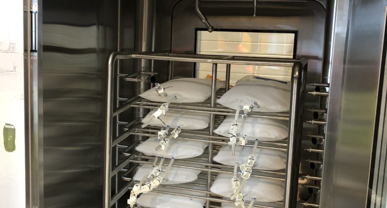 Cabine_decongelation_cgmp-scaled.jpg