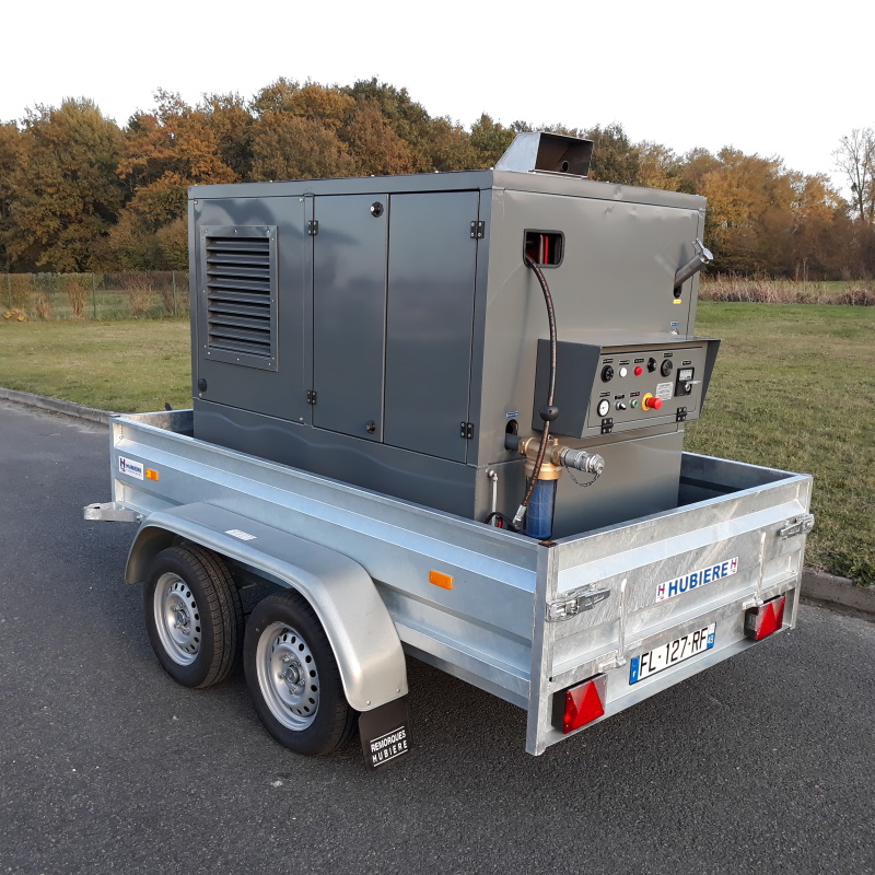 Laveur haute pression eau chaude diesel autonome carene