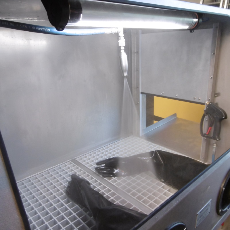 Cabine de lavage manuelle